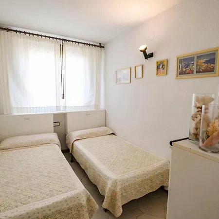 Novelty Apartment *
